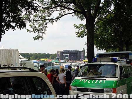 Splash2001-Festival-vonaussen